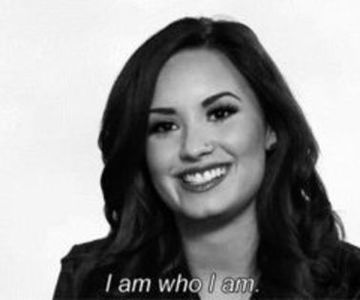 90335118_CXHAUJR - lumina sau întuneric