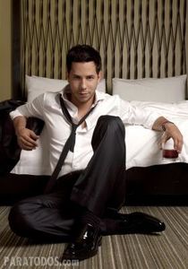 34278207_IGCHUDGVL - lumina sau întuneric