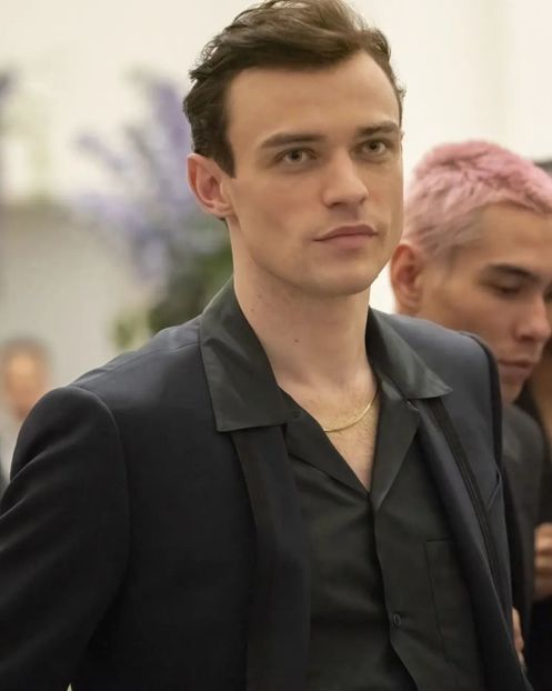 115338960_AIHRXFE - lumina sau întuneric