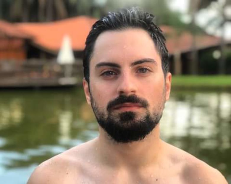 25352299_380350215751822_8341456335723696928_o - guapos lindos la orizont