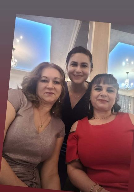 Screenshot_20221231-224955_Facebook - Anul Nou 2022