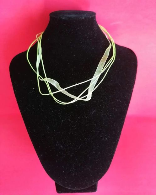  - Bijuterii handmade