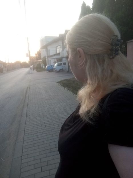  - Photo 01