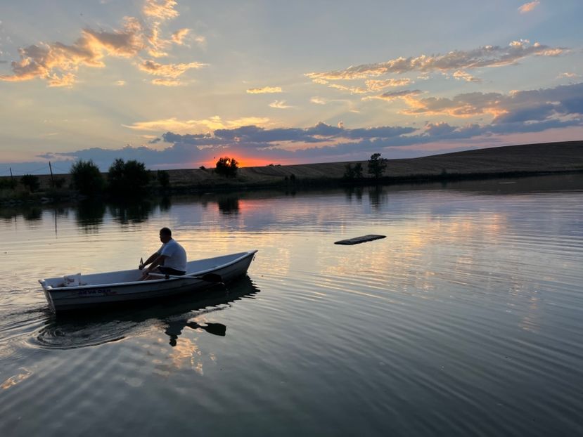 7F1EAB44-87C1-4FC8-A9E5-462440573CF5 - Apus  de soare