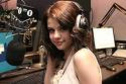 images[20] - selena gomez