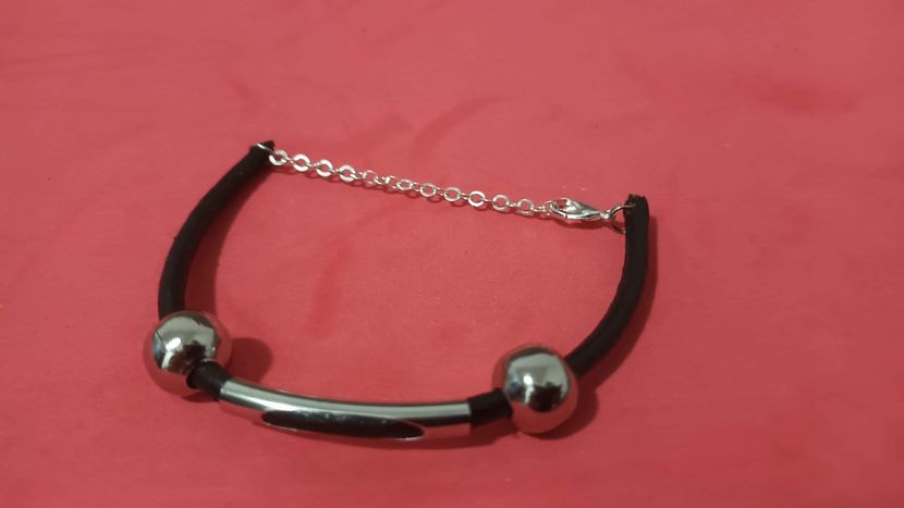 Bratara piele cu ornamente de otel - Bijuterii handmade