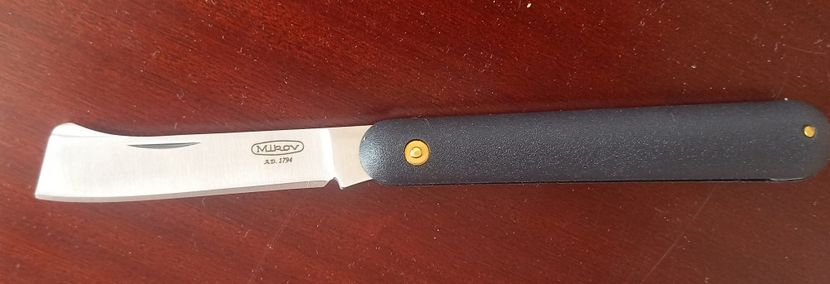  - Briceag altoire Mikov