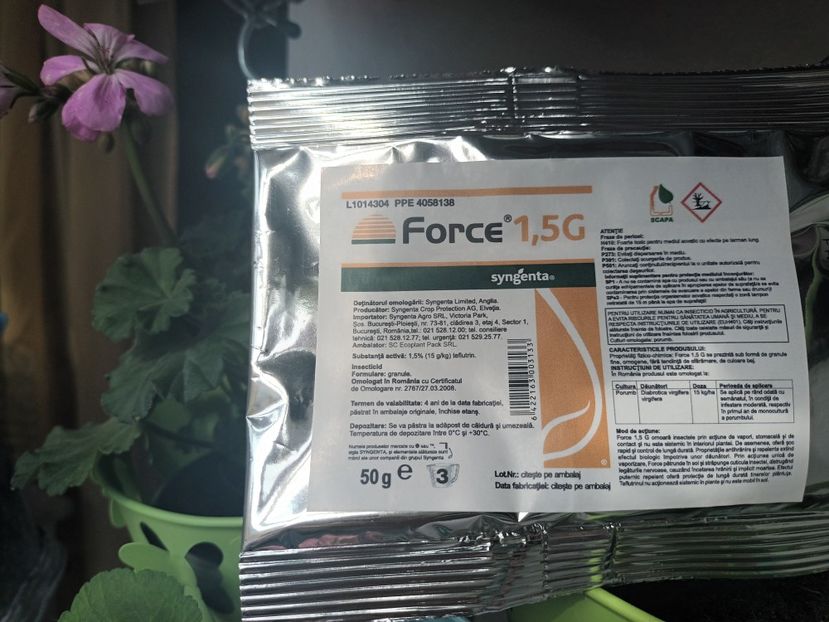 Granule pentru larvele musculitei negre (in cazul meu). - Poate vă interesează
