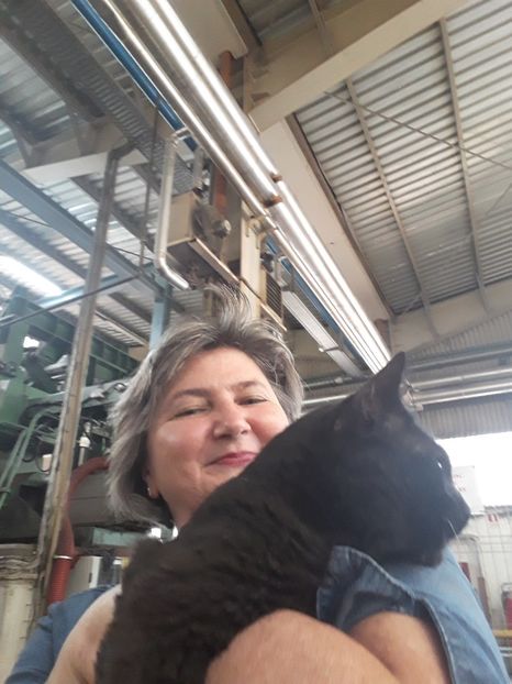  - Blanite care miauna si latra continuare