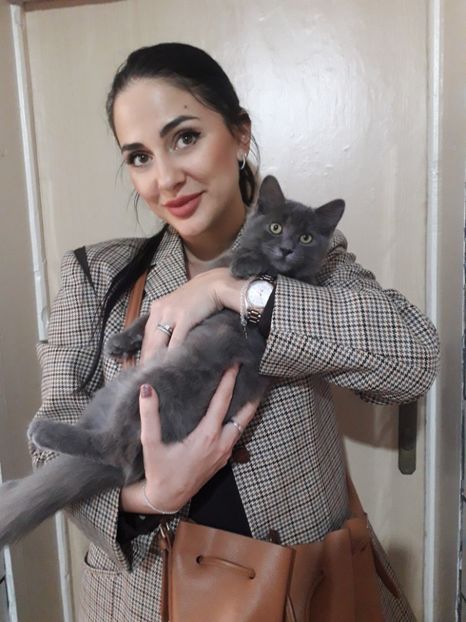  - Blanite care miauna si latra continuare
