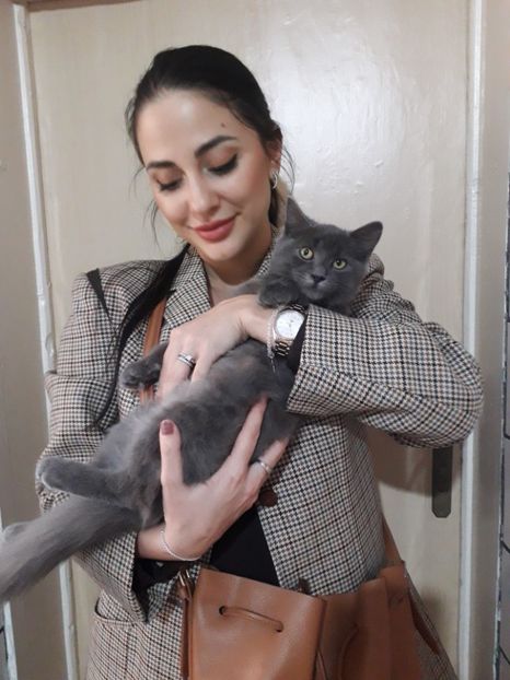  - Blanite care miauna si latra continuare