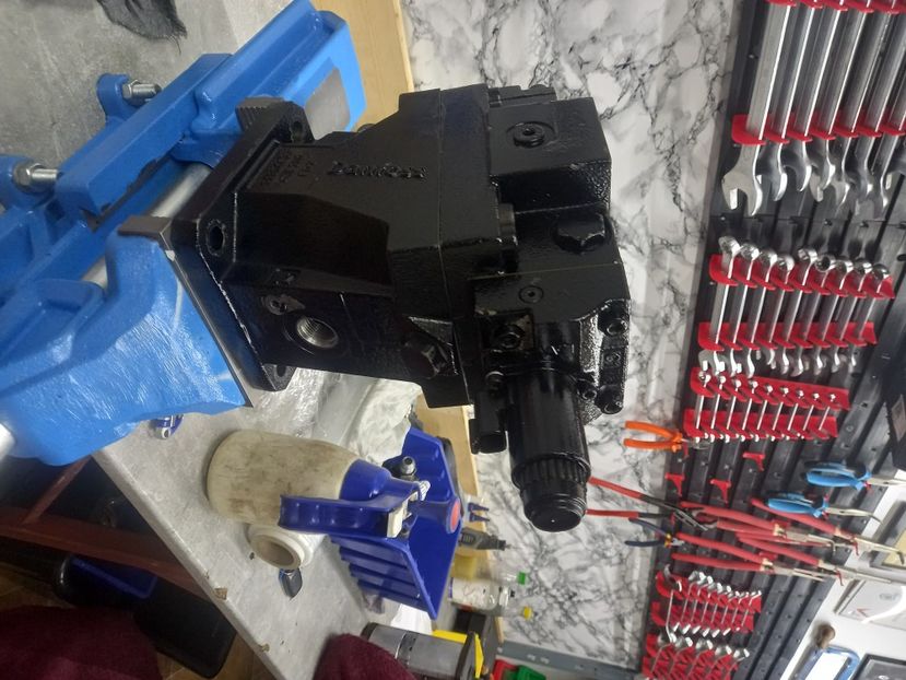 ATELIER SAUER DANFOSS - Reparatii Hidraulice