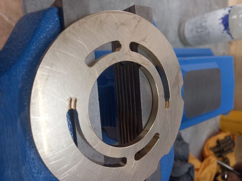 Lapare planuri pompe hidraulice si hidromotoare - Reparatii Hidraulice