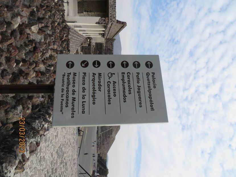  - 2 Teotihuacan- Bazilica Fecioarei Guadalupe