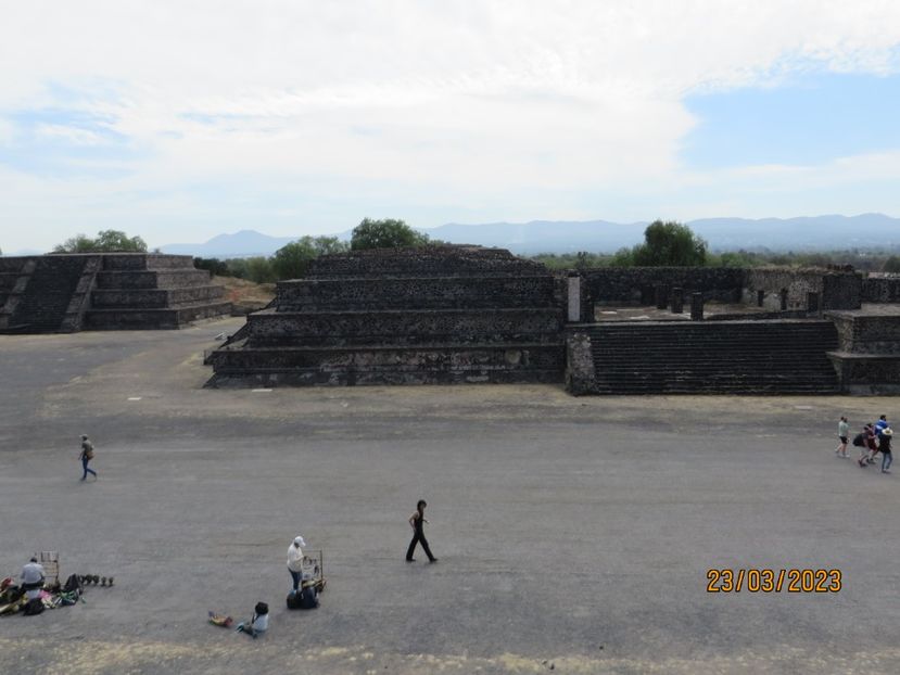  - 2 Teotihuacan- Bazilica Fecioarei Guadalupe