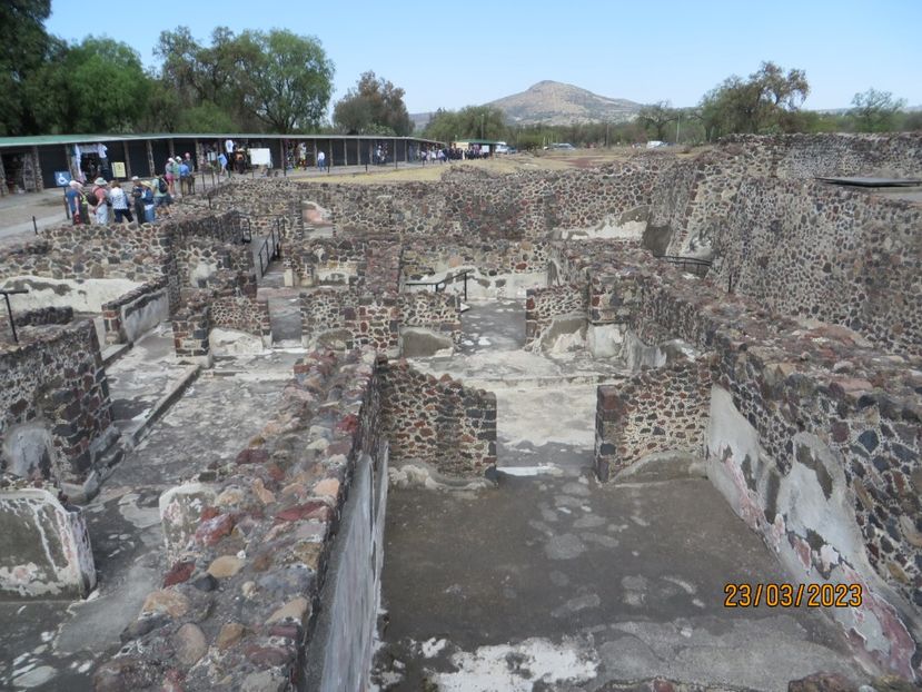  - 2 Teotihuacan- Bazilica Fecioarei Guadalupe