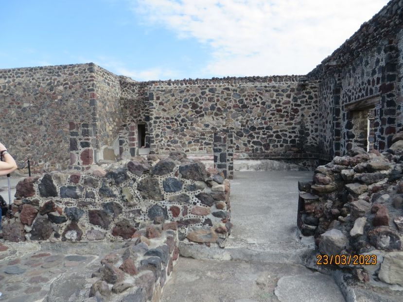  - 2 Teotihuacan- Bazilica Fecioarei Guadalupe