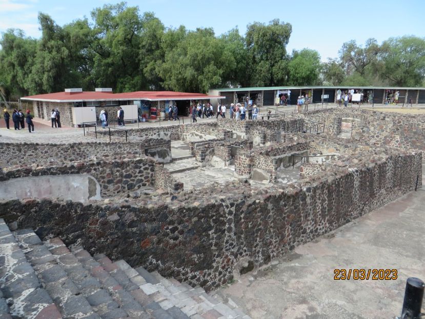  - 2 Teotihuacan- Bazilica Fecioarei Guadalupe