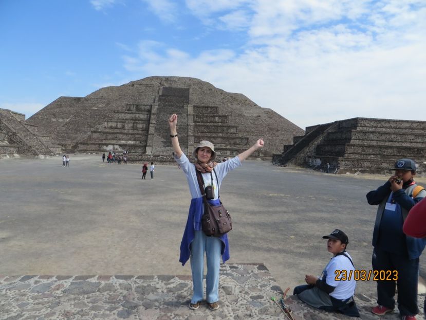  - 2 Teotihuacan- Bazilica Fecioarei Guadalupe