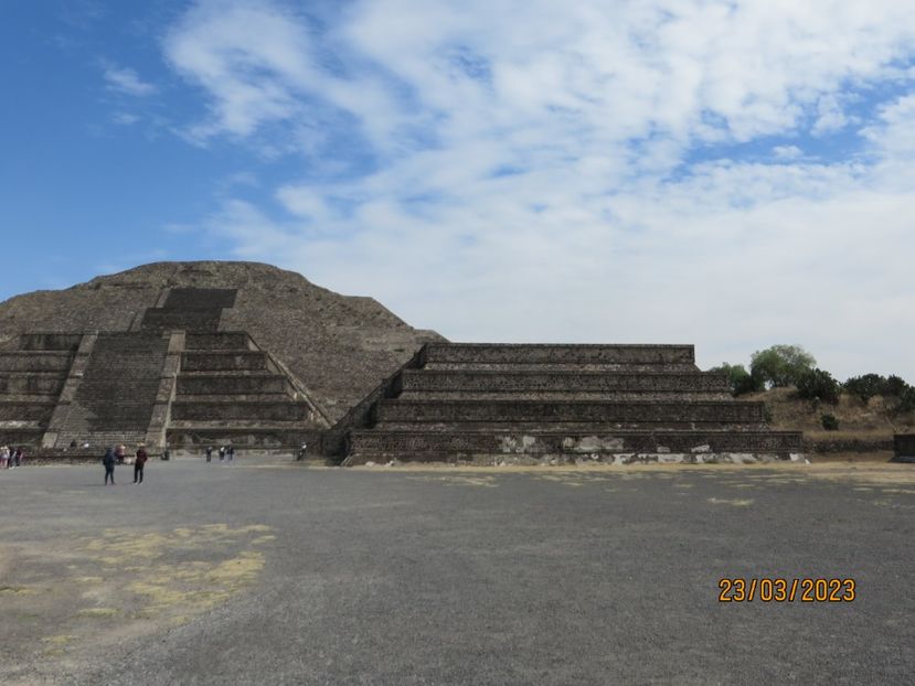  - 2 Teotihuacan- Bazilica Fecioarei Guadalupe
