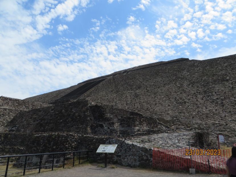  - 2 Teotihuacan- Bazilica Fecioarei Guadalupe