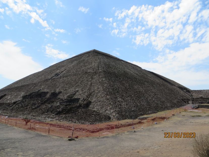  - 2 Teotihuacan- Bazilica Fecioarei Guadalupe