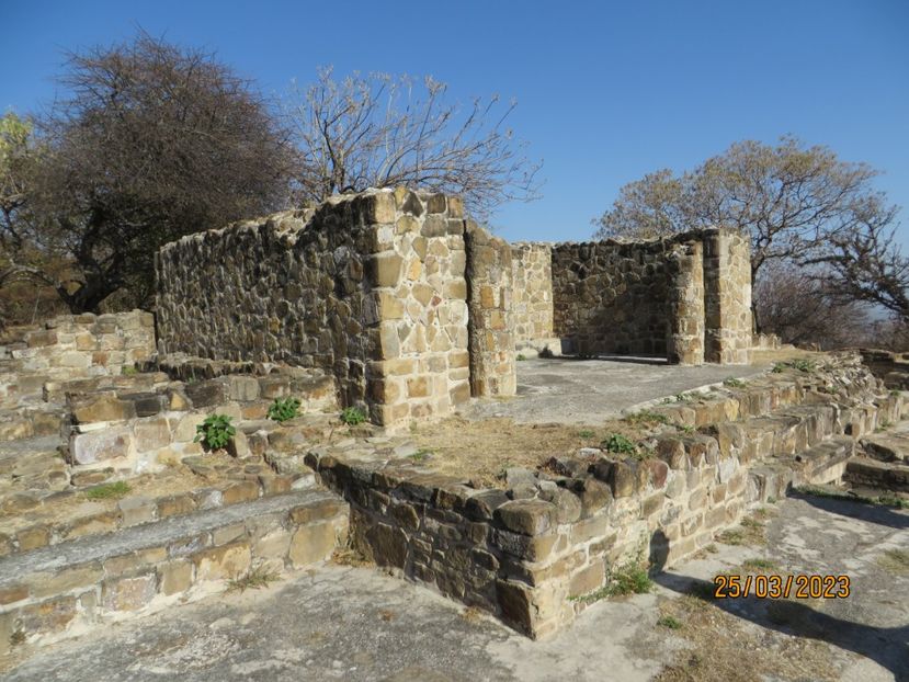  - 4 Monte Alban - Mitla