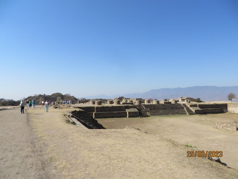  - 4 Monte Alban - Mitla