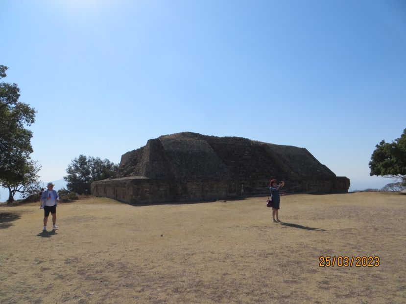  - 4 Monte Alban - Mitla