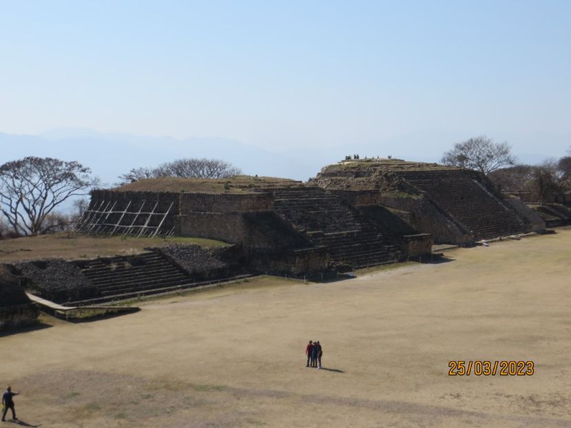  - 4 Monte Alban - Mitla