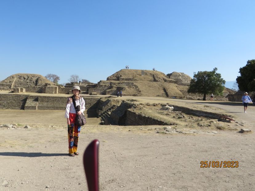  - 4 Monte Alban - Mitla