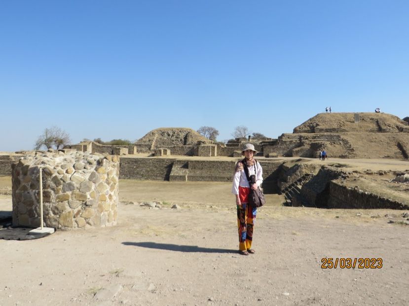  - 4 Monte Alban - Mitla