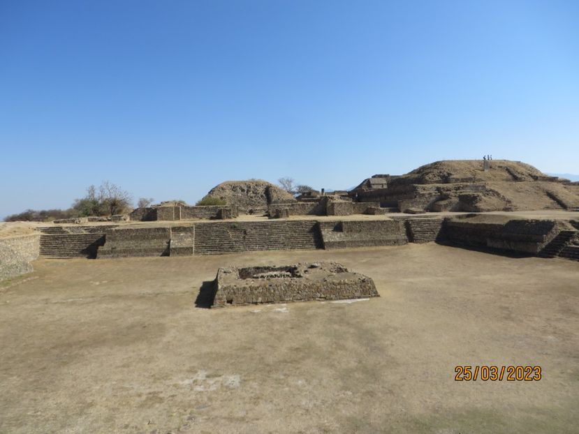  - 4 Monte Alban - Mitla