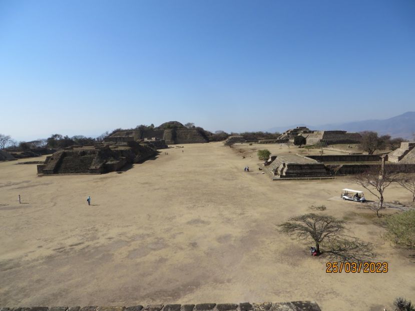  - 4 Monte Alban - Mitla