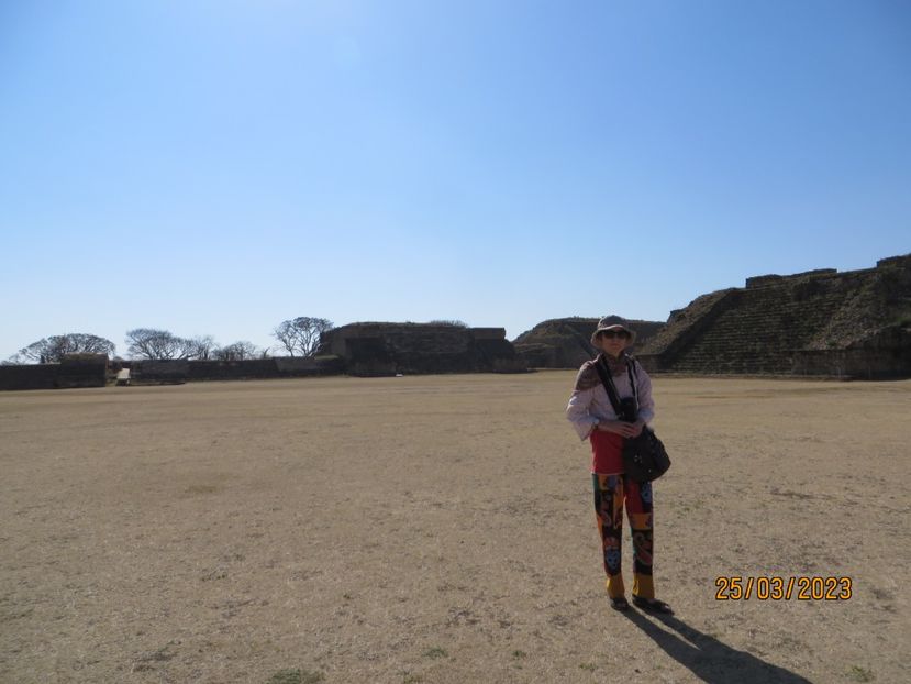  - 4 Monte Alban - Mitla
