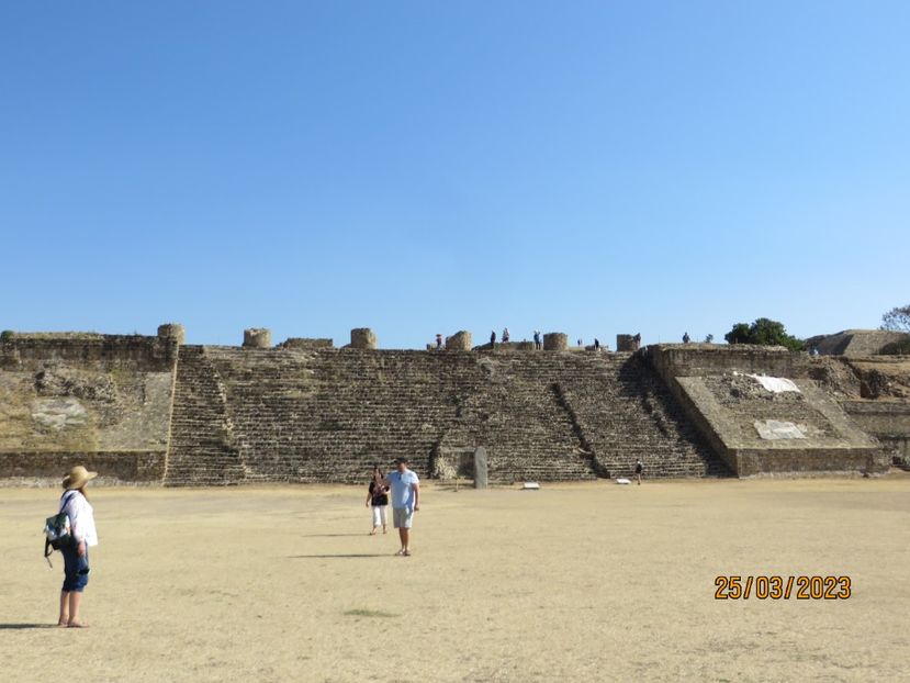  - 4 Monte Alban - Mitla