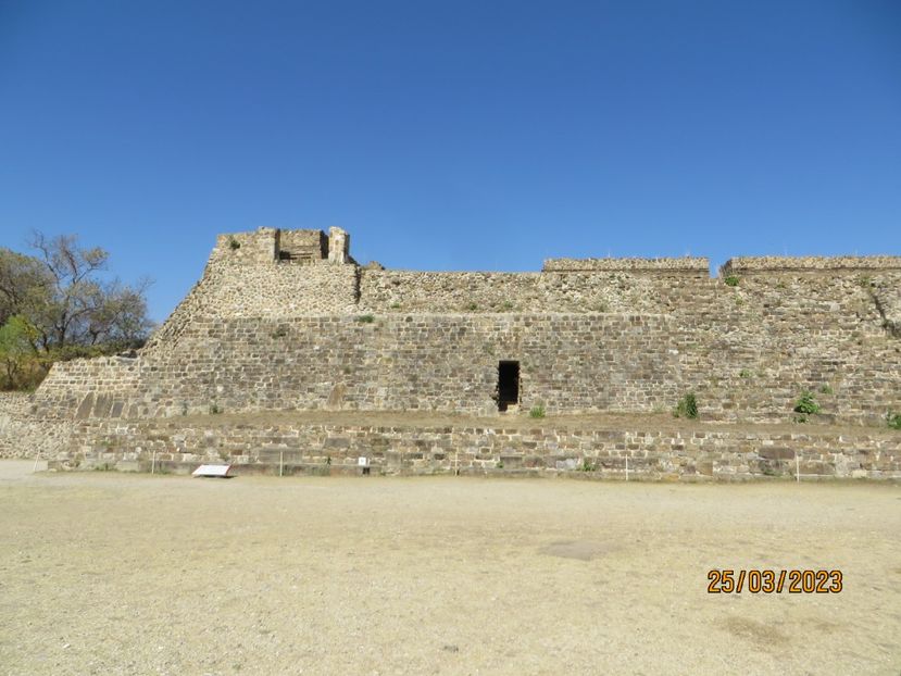  - 4 Monte Alban - Mitla