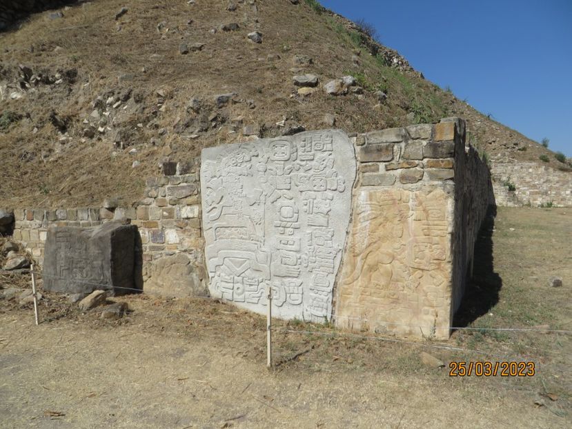  - 4 Monte Alban - Mitla
