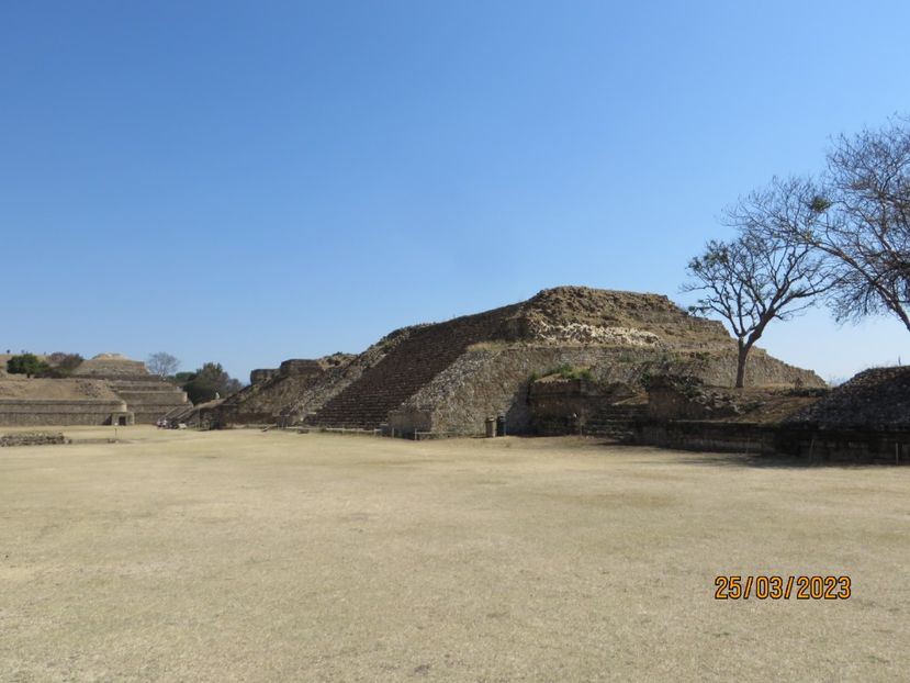  - 4 Monte Alban - Mitla