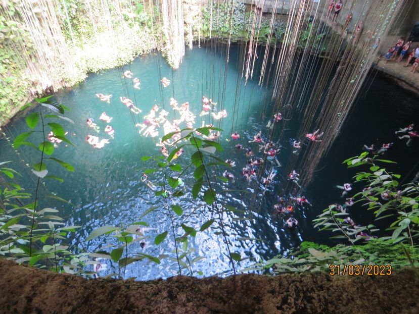  - 10 Cenota Ikkil - Cancun