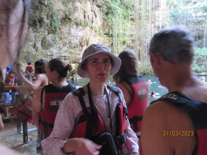  - 10 Cenota Ikkil - Cancun