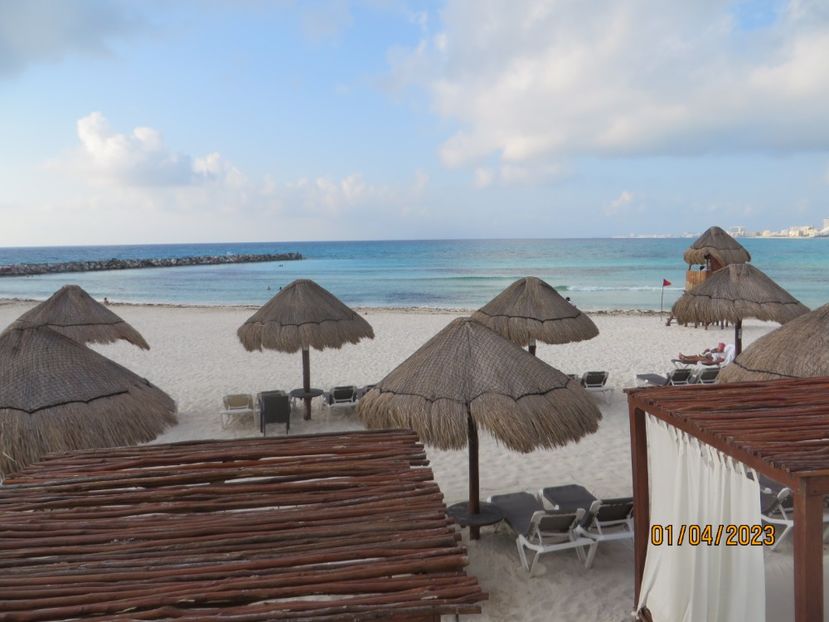  - 10 Cenota Ikkil - Cancun