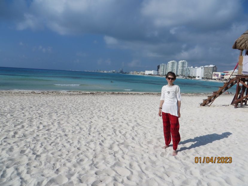  - 10 Cenota Ikkil - Cancun