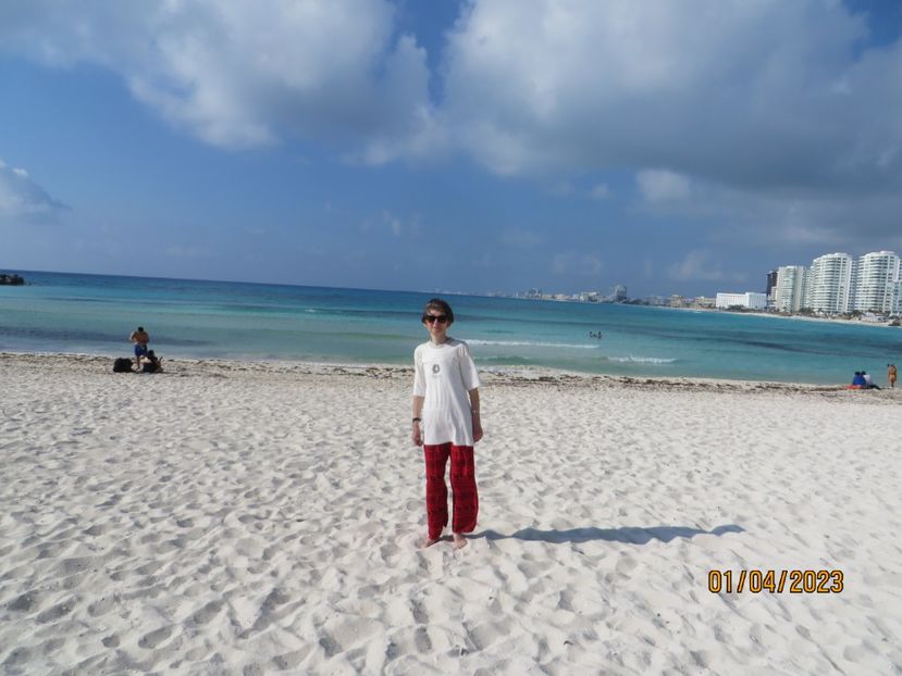  - 10 Cenota Ikkil - Cancun