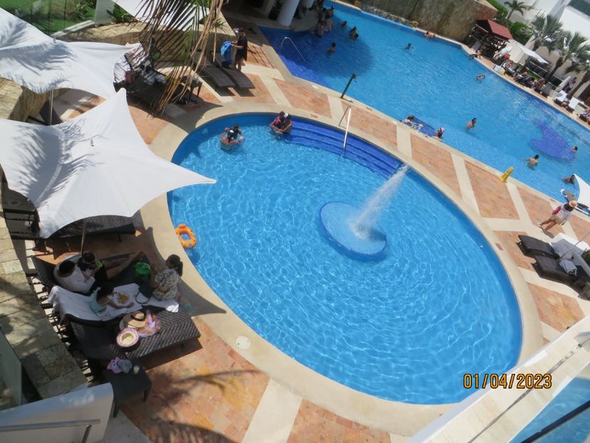  - 10 Cenota Ikkil - Cancun