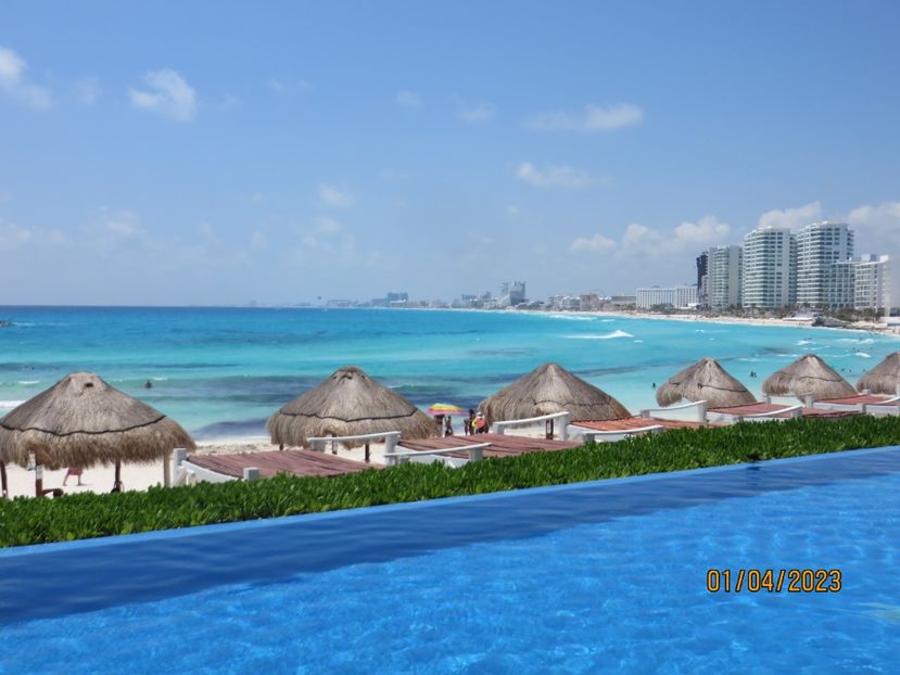  - 10 Cenota Ikkil - Cancun