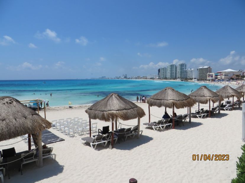  - 10 Cenota Ikkil - Cancun