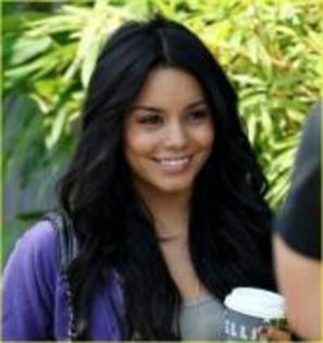 RSLCVXBEPFDYAOXXQYU - vanessa hudgens