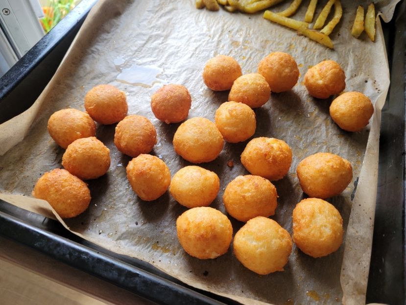 Bulete de cascaval  - Culinare