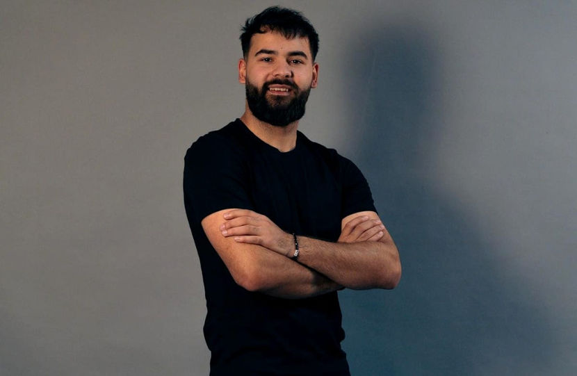 Robert Moacalu.(Eliminat) - Survivor Romania